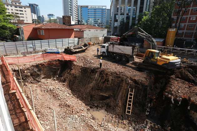 Início das obras | Cyrela by Pininfarina – Apartamento	na  Vila Olímpia - São Paulo - São Paulo